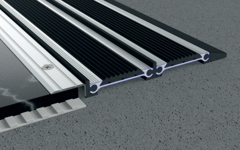 Aluminium-rubber stair nosing by Braz Line
