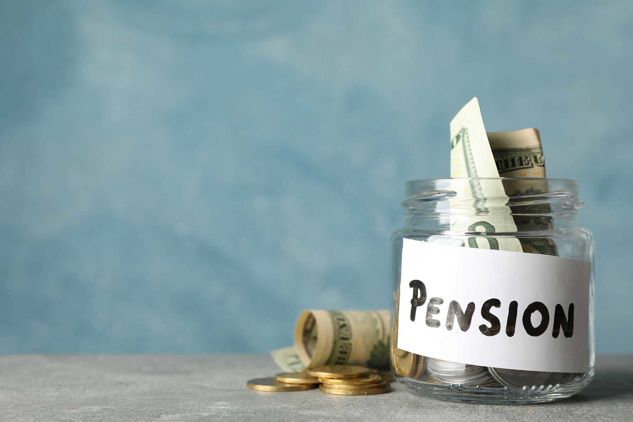 Ein Glasbehälter mit der Aufschrift 