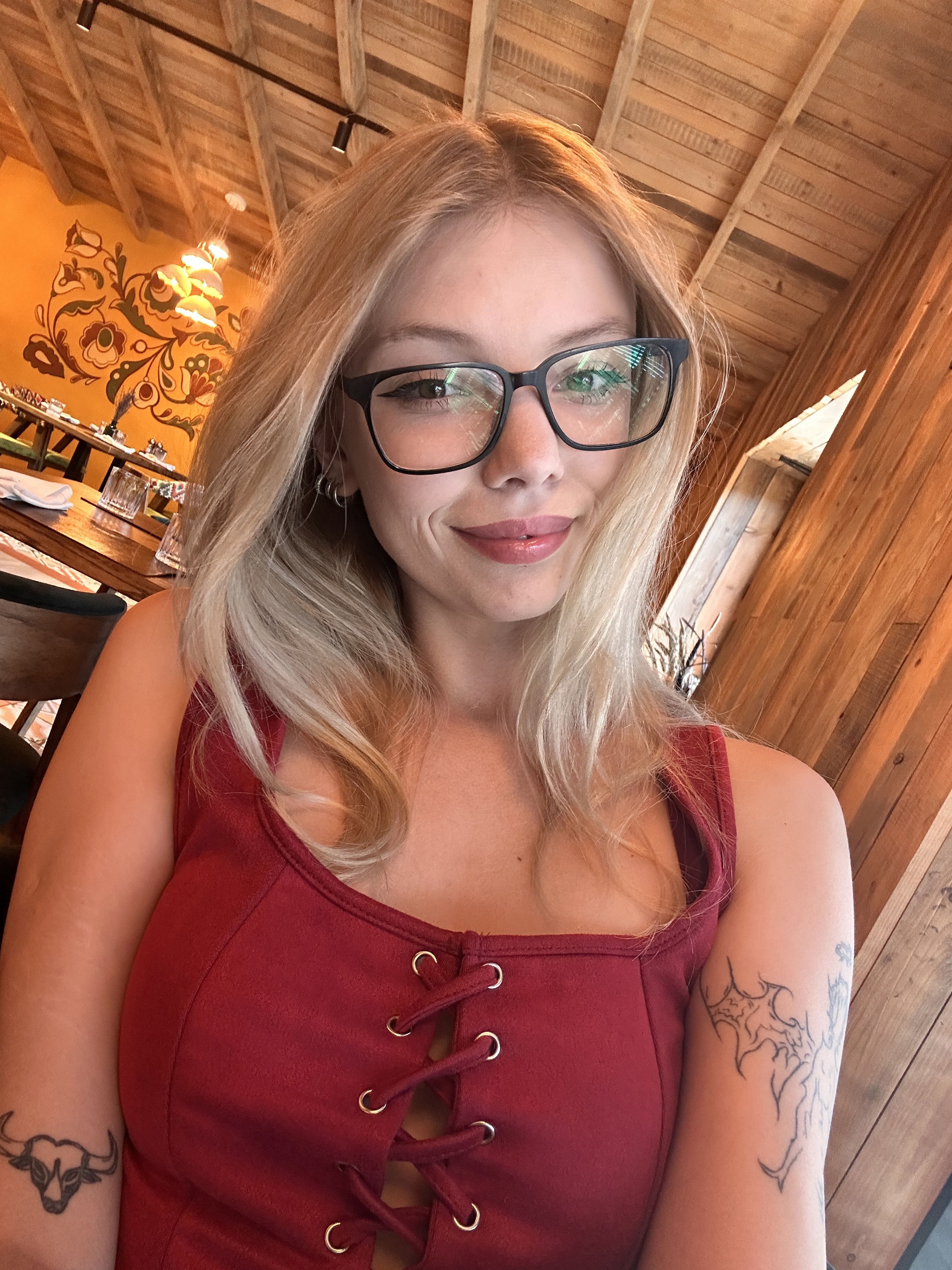 angelina5.JPG