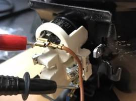 Testez l'alimentation du compresseur