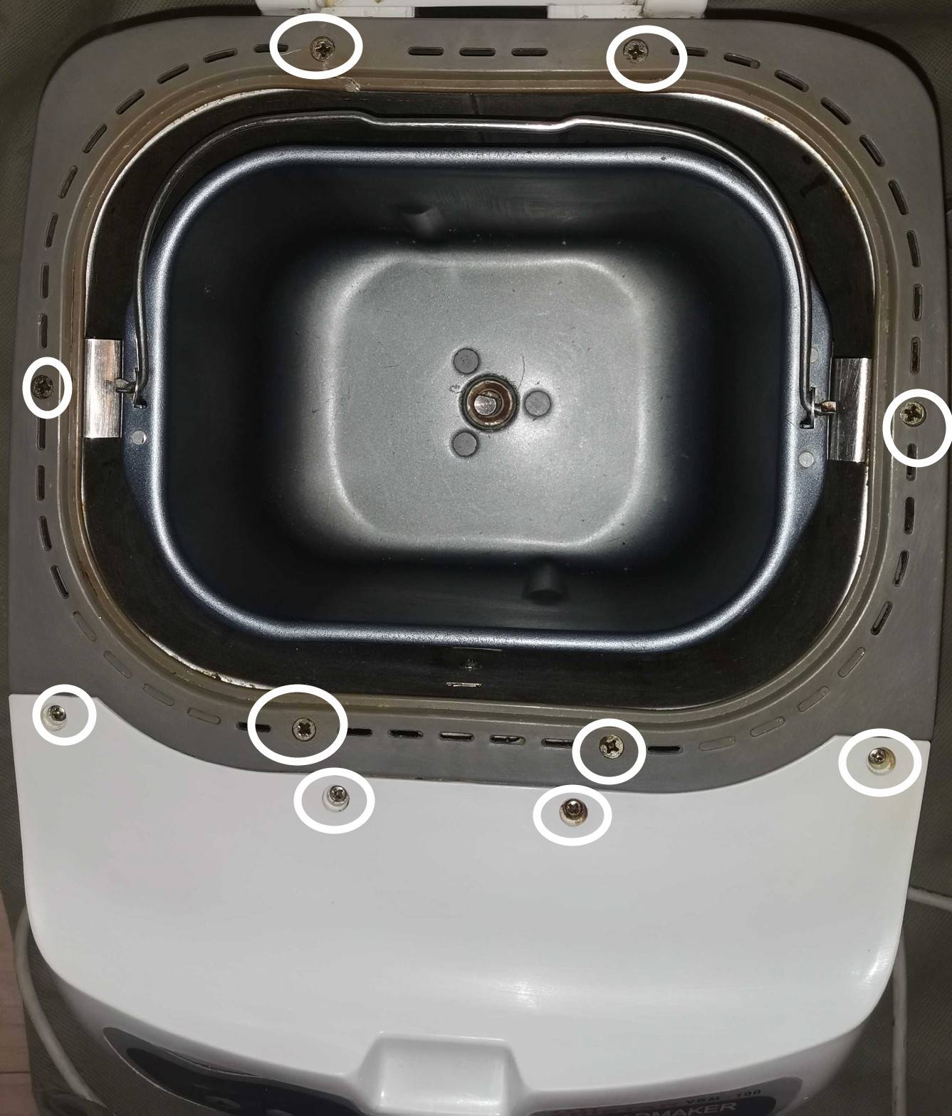 Vérifiez le cordon d'alimentation