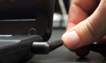 Inspectez le câble d'alimentation