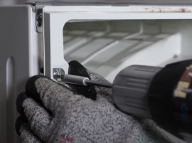 Testez la continuité entre le moteur et la carte électronique