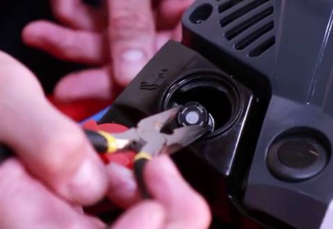 Contrôlez le filtre à carburant