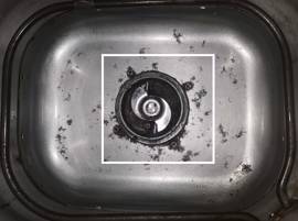 Examinez la cuve et les pales