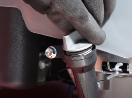 Vérifiez l'huile du moteur