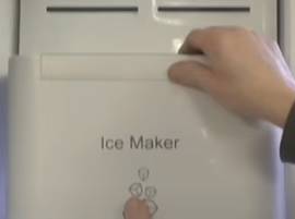 Comment changer le bac à glaçons d'un réfrigérateur américain ? - TUTO
