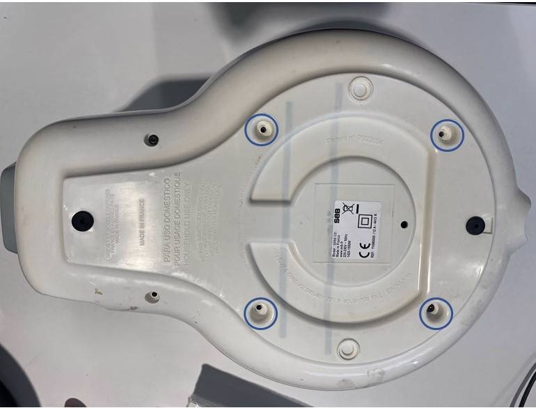 Testez le cordon intégré de votre friteuse