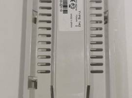 Vérifiez les crochets du chariot