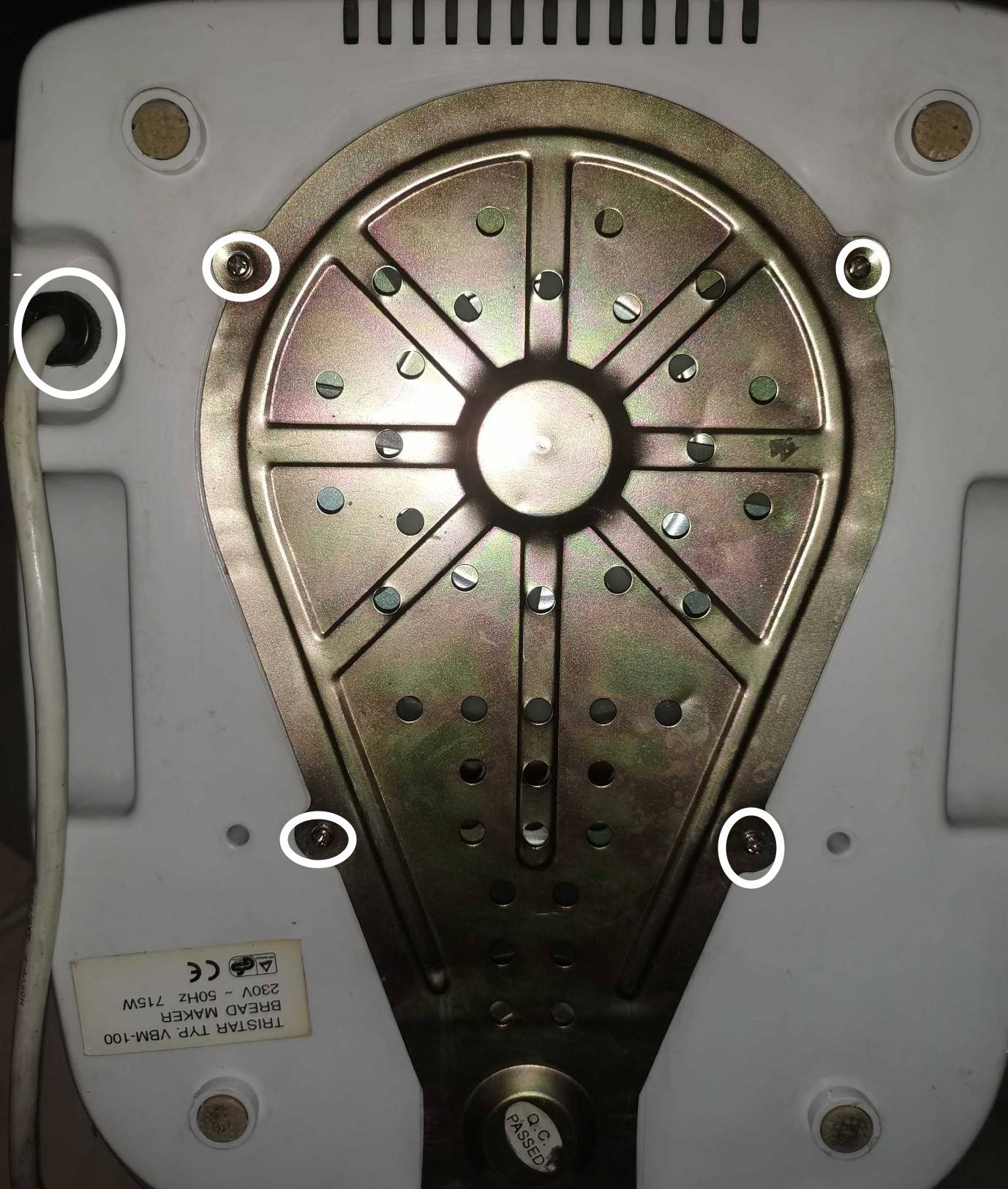 Vérifiez le cordon d'alimentation