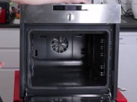 Vérifiez l'intérieur du four