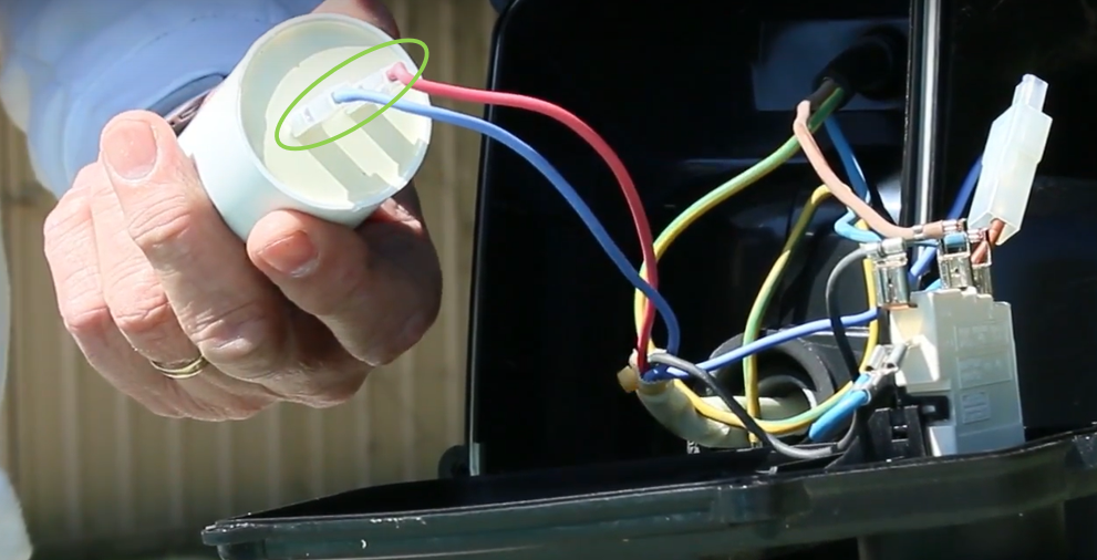 Testez le condensateur du Karcher