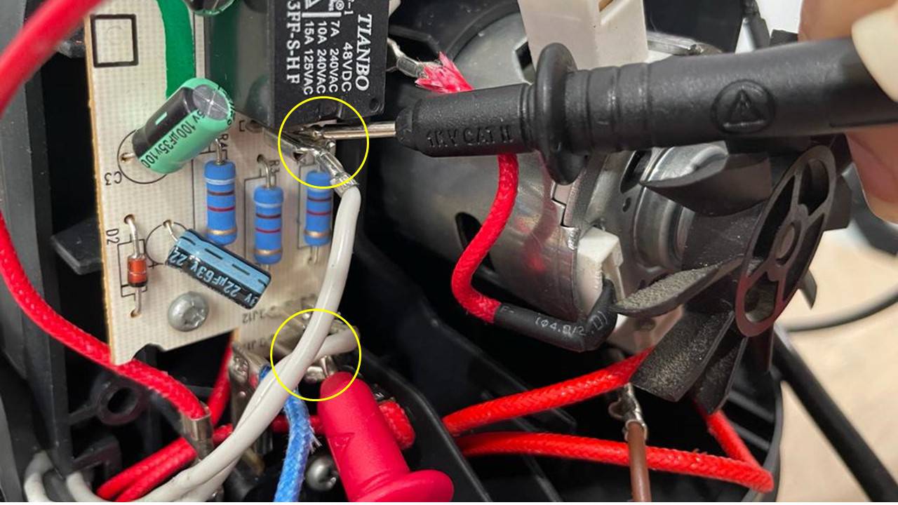 Testez la résistance de la friteuse