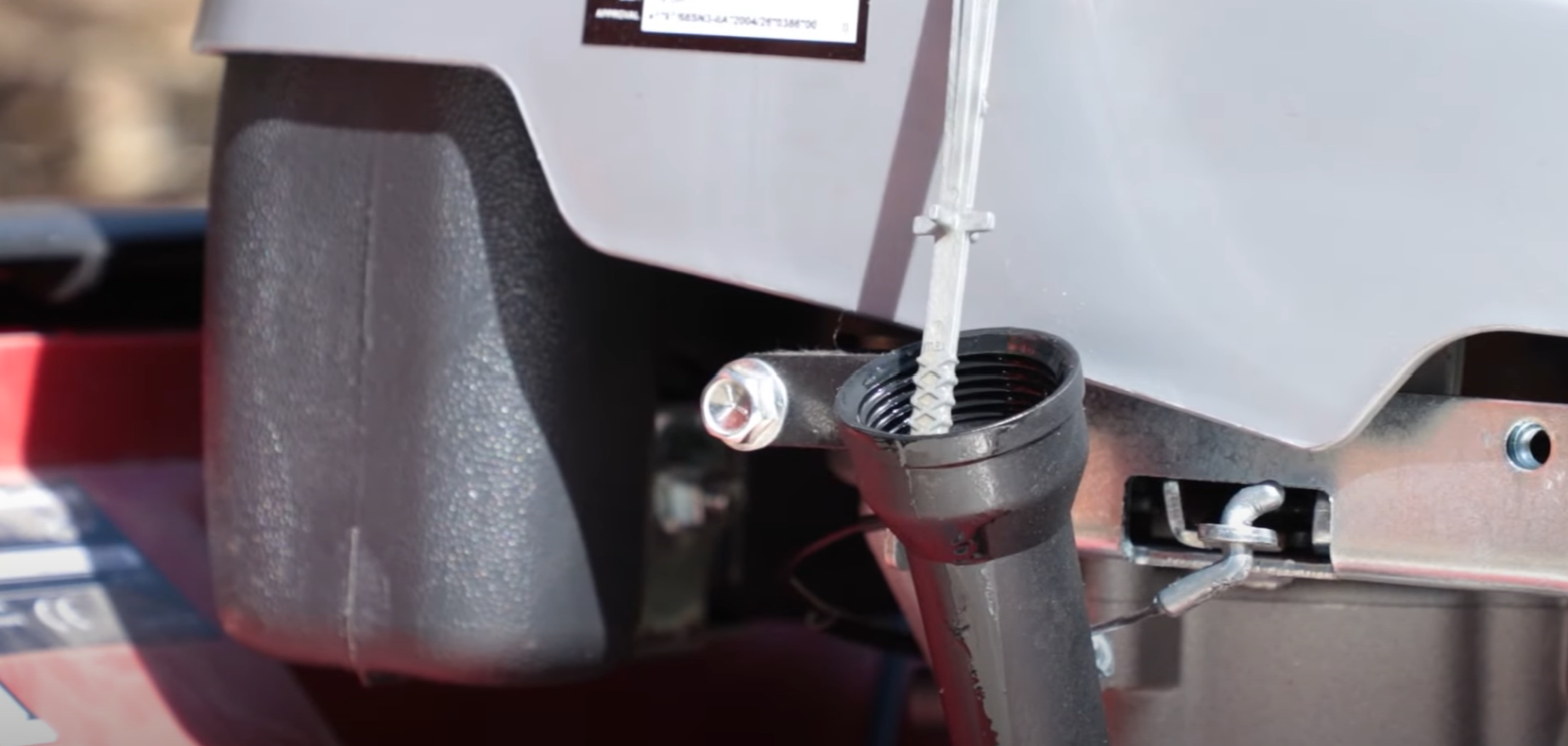 Vérifiez l'huile du moteur