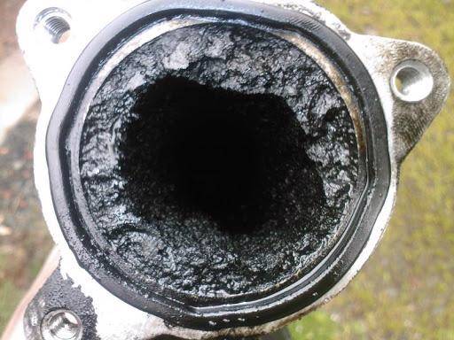 Vérifiez le pot d'échappement