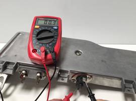 Testez le fusible thermique du lave-linge