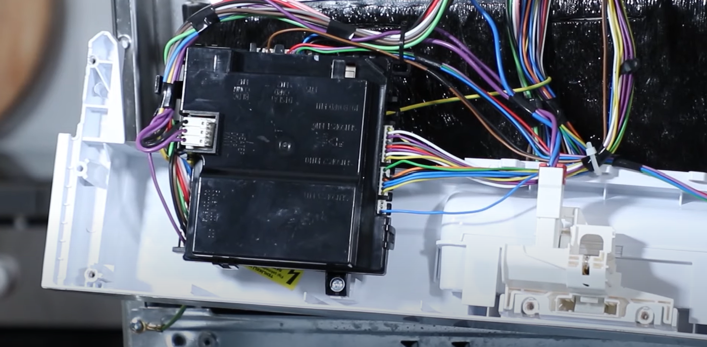 Testez la carte électronique du lave-vaisselle