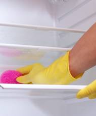Nettoyez le réfrigérateur