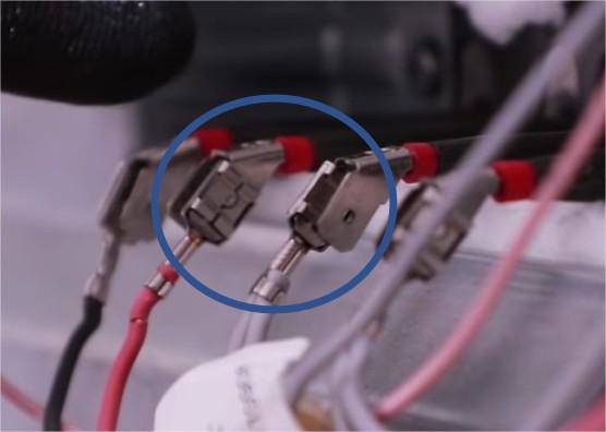 Débranchez chacune des résistances 