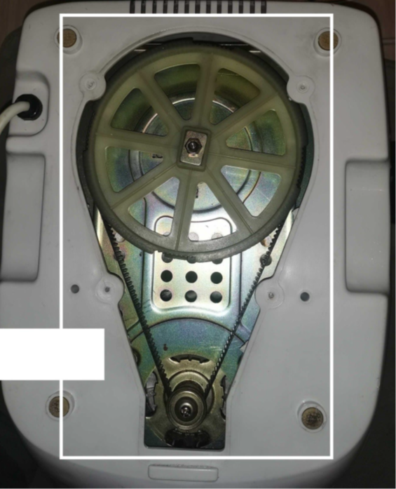 Vérifiez la courroie et les pales