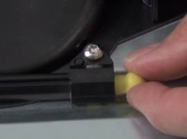 Contrôlez le crochet de porte