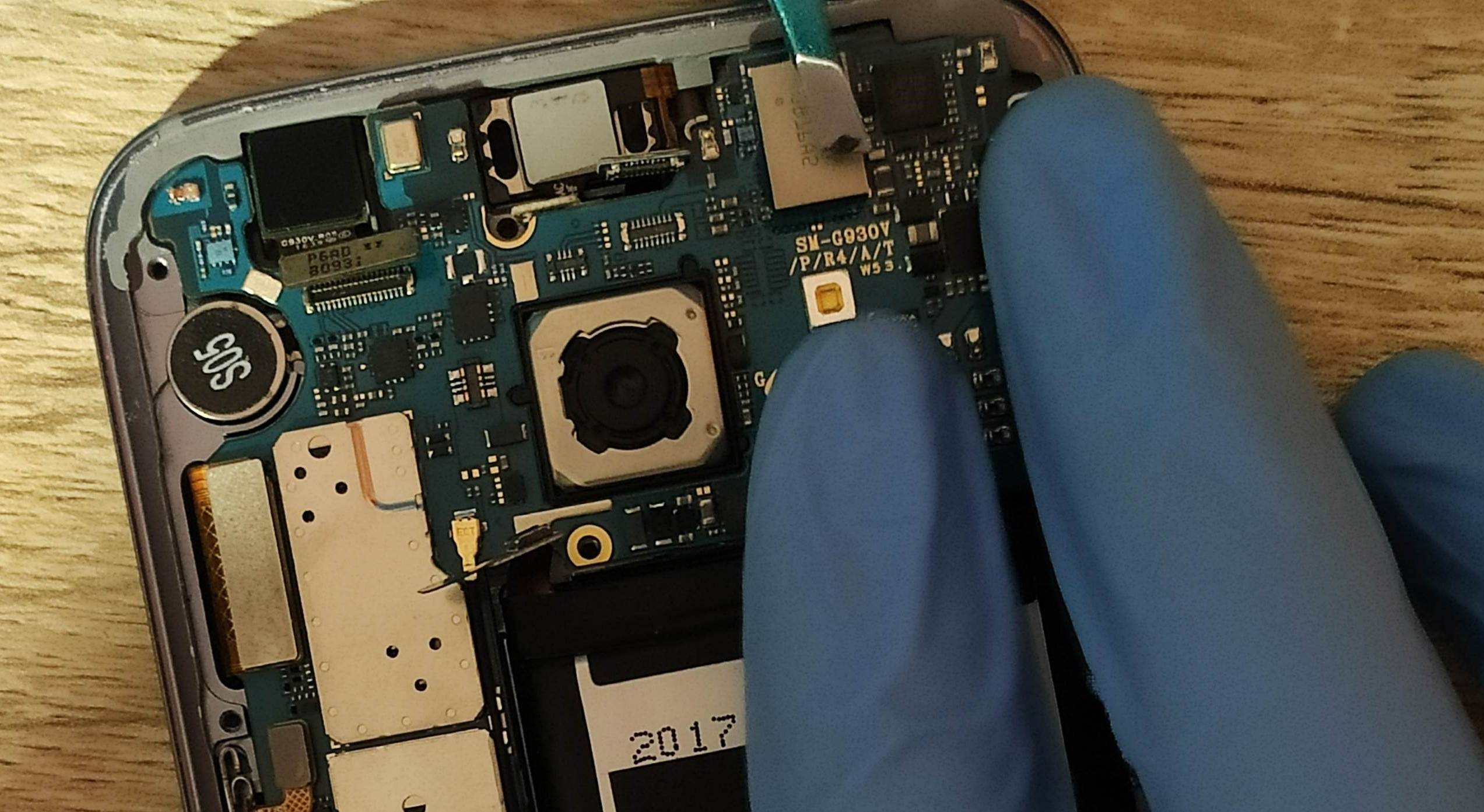 Testez et remplacez votre carte-mère