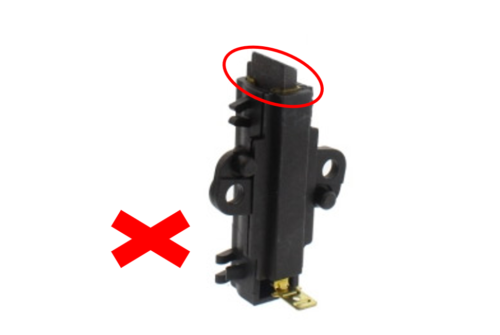 Examinez les charbons moteur