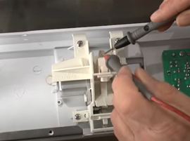 Testez la serrure de porte du lave-vaisselle