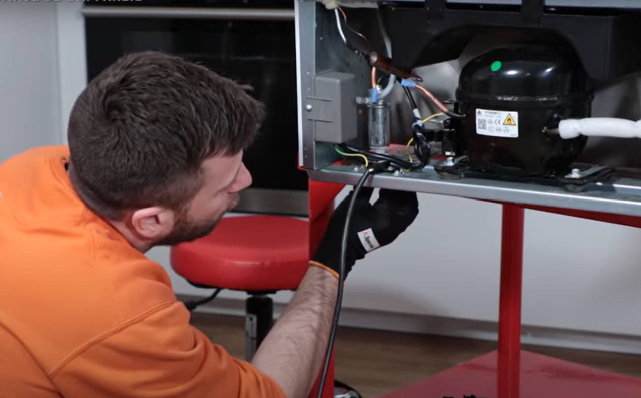 Vérifiez le condensateur