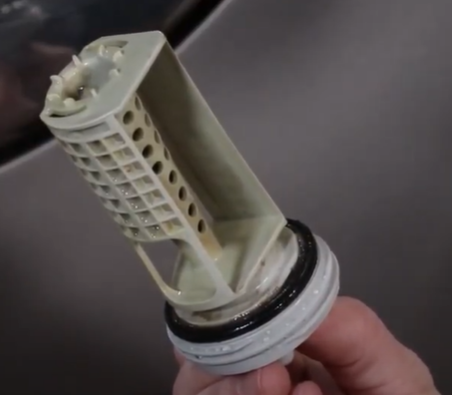 Vérifiez le filtre de vidange