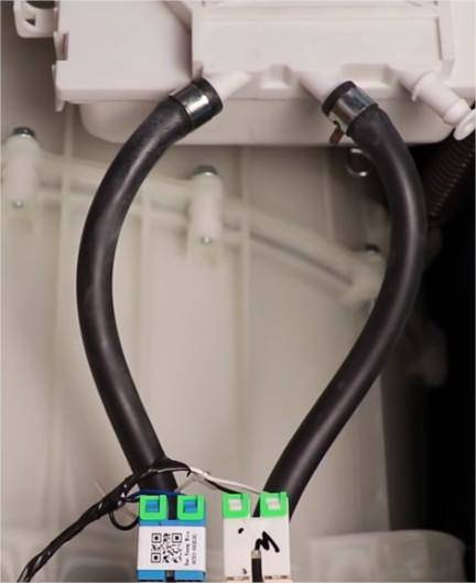 Vérifiez les durites du lave-linge