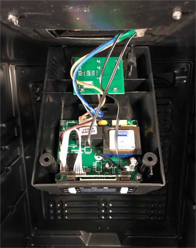 Vérifiez la tension de la carte électronique