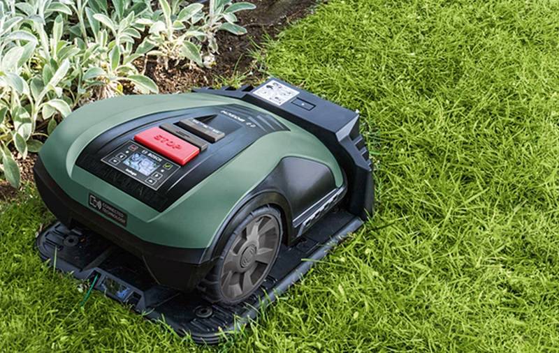 Vérifiez l'environnement du robot tondeuse