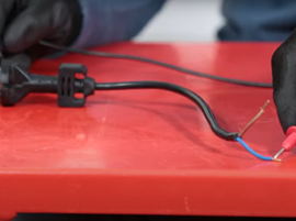 Testez le câble d'alimentation de la perceuse