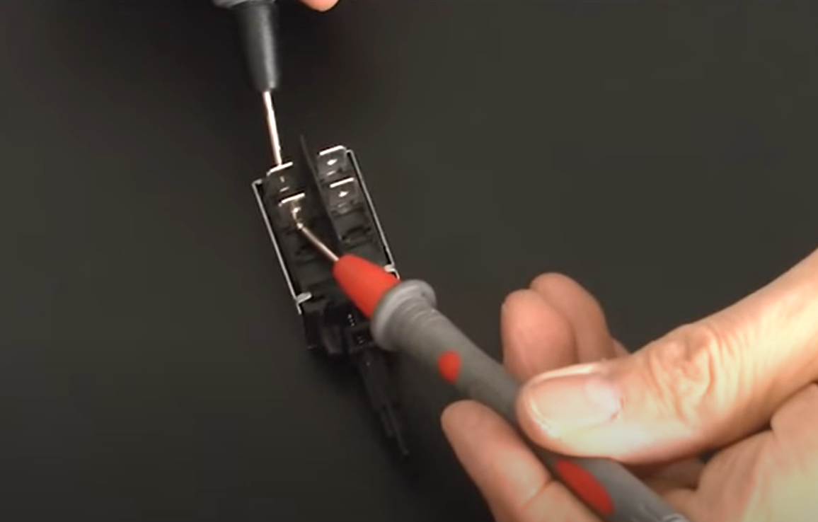 Testez l'interrupteur marche / arrêt du lave-vaisselle