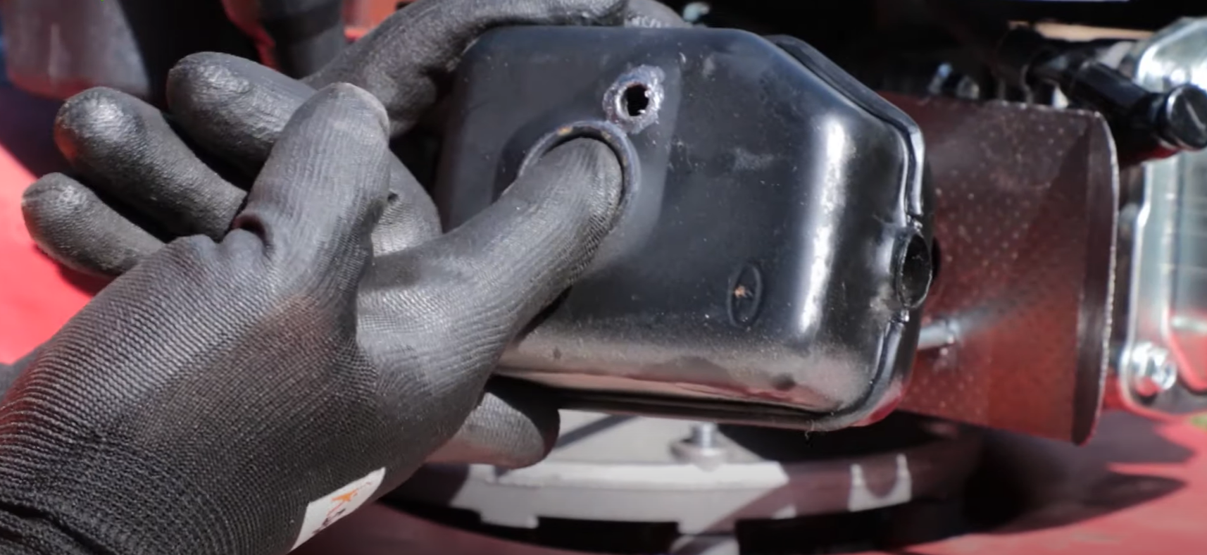 Vérifiez le pot d'échappement