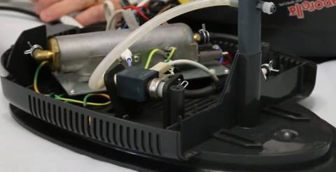 Démontez la centrale vapeur 