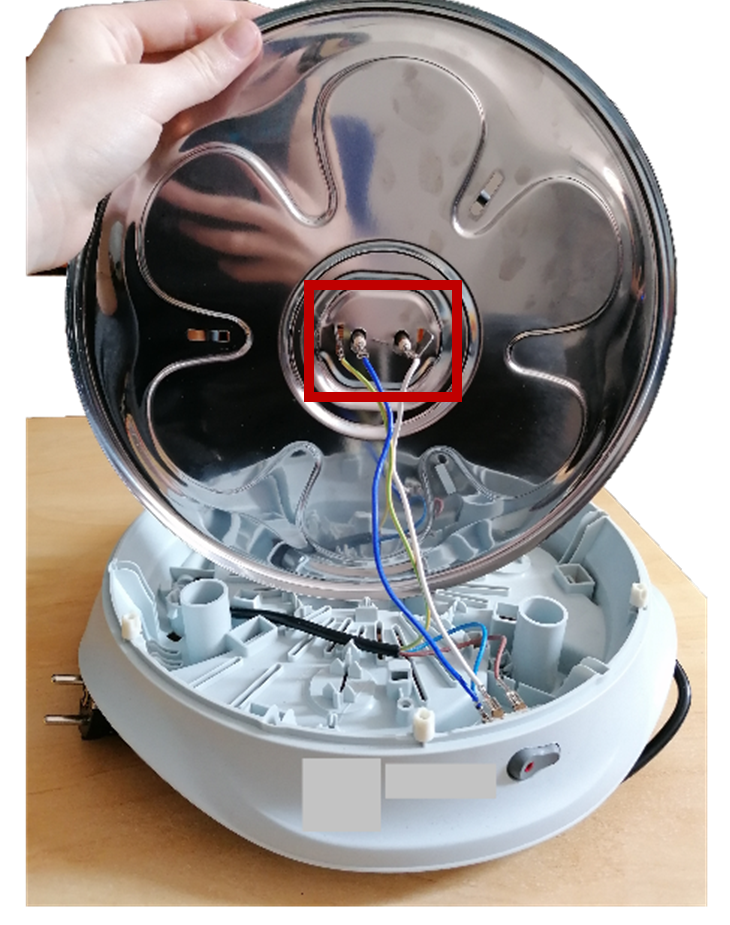 Regardez si l'appareil fonctionne sans résistance