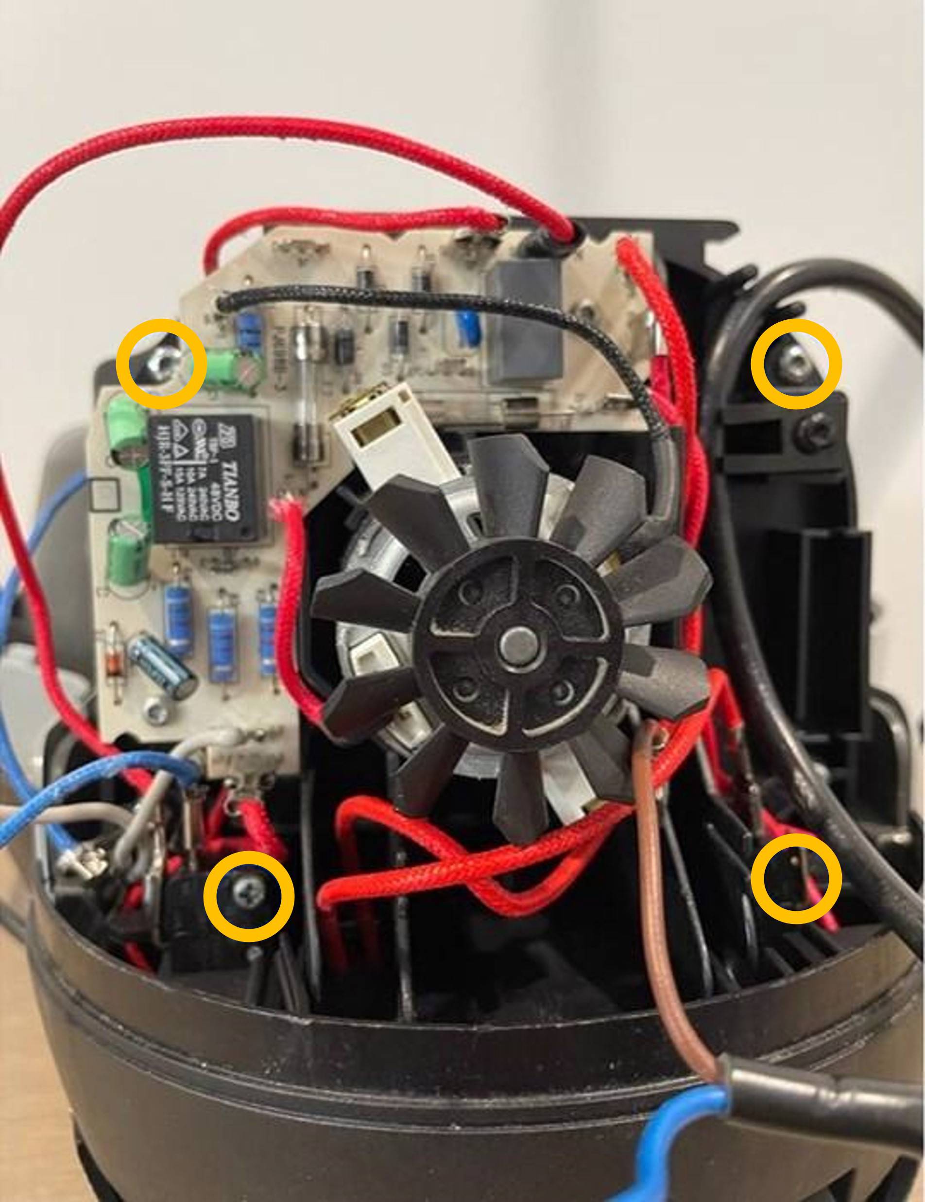 Testez la résistance de la friteuse
