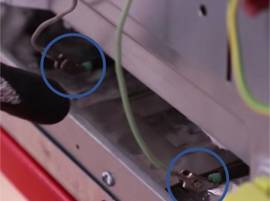 Débranchez chacune des résistances 