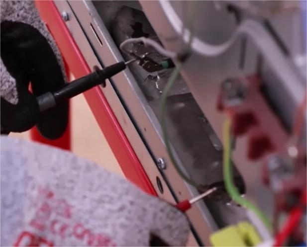 Vérifiez la résistance de sole