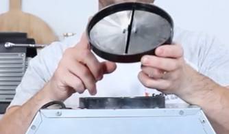 Vérifiez le clapet anti-retour de la hotte