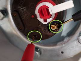 Testez le thermostat du chauffe-eau