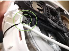 Contrôlez le fonctionnement du bouton marche/arrêt