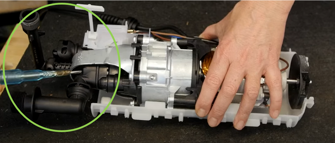 Vérifiez les pistons du Karcher