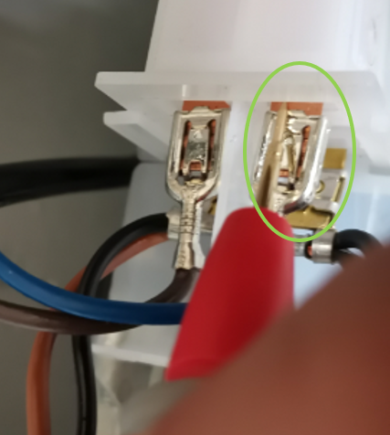 Testez le câble d'alimentation du Karcher