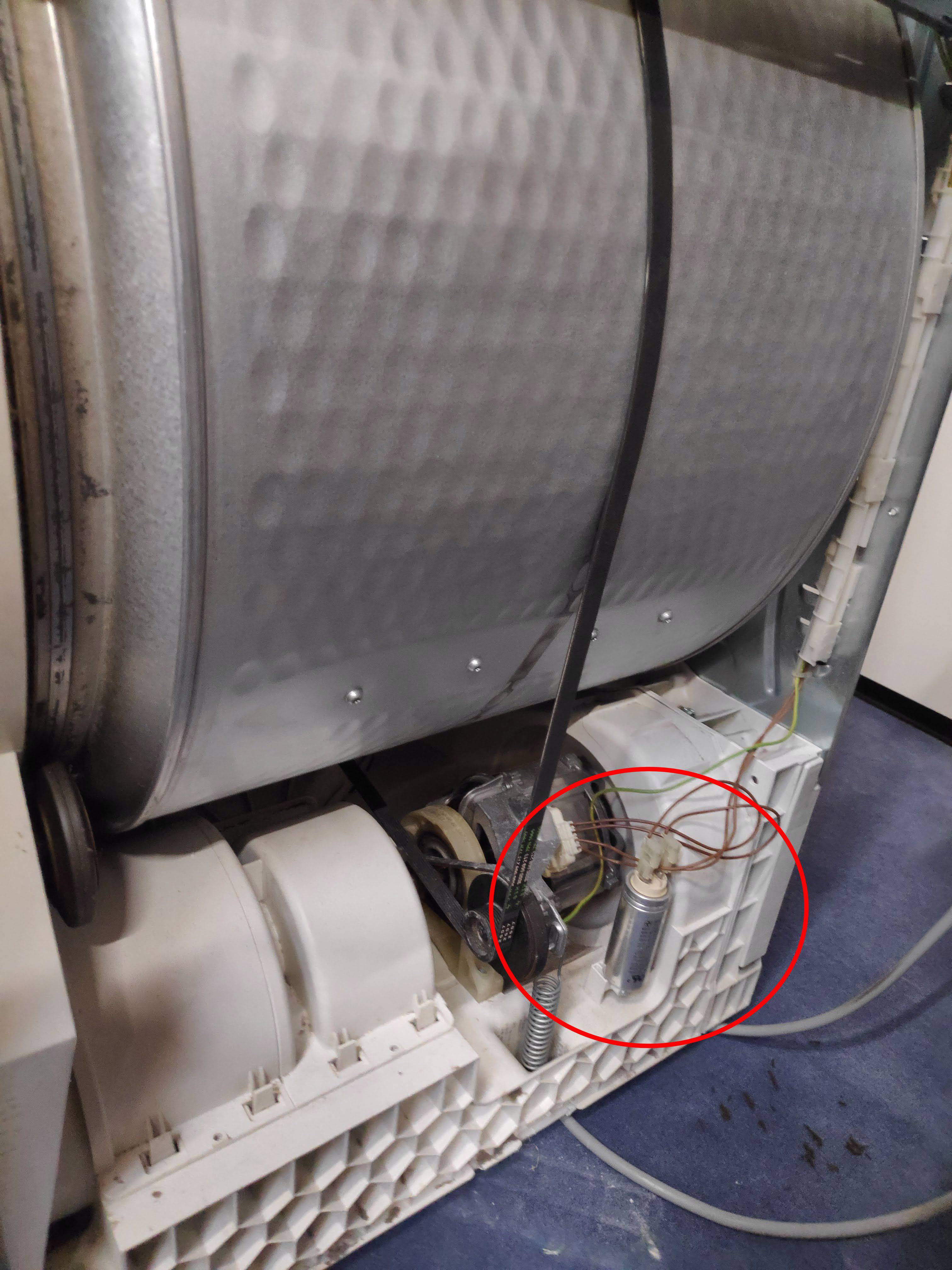 Testez le condensateur de démarrage du sèche-linge