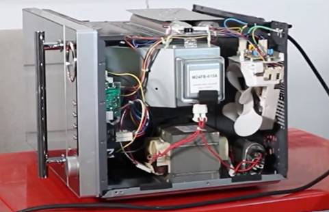 Vérifiez le condensateur