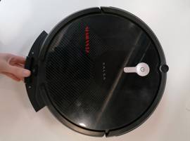 Vérifiez que le bac à poussière est dans l'appareil