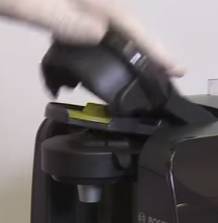 Préparez la solution détartrante